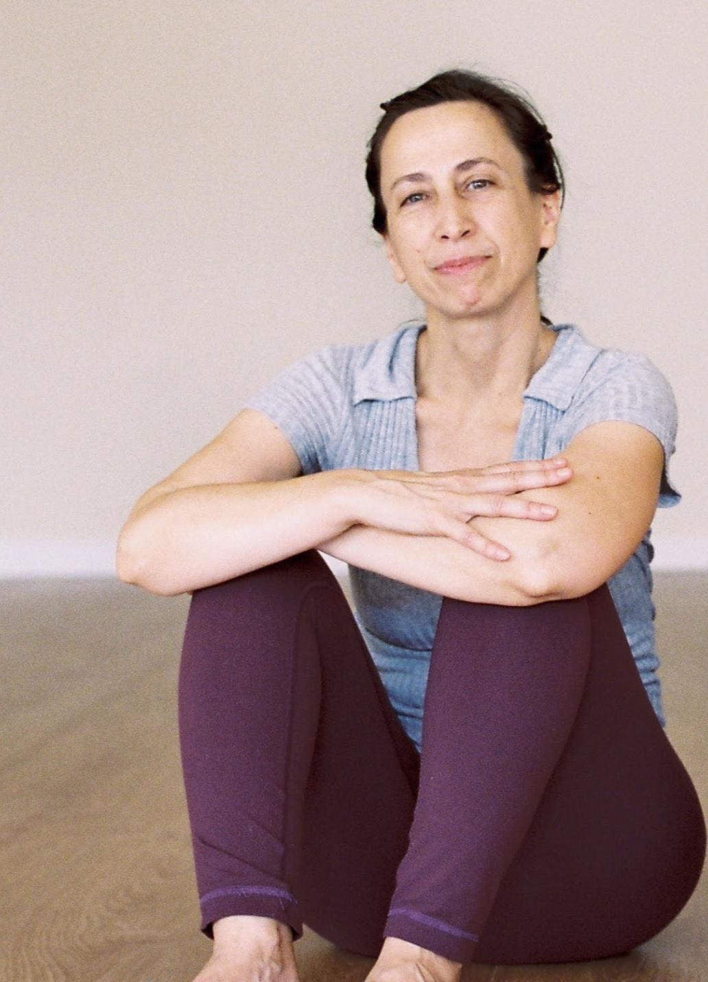 Gloria Rosales, instructora de yoga y cofundadora de Mandiram Yoga