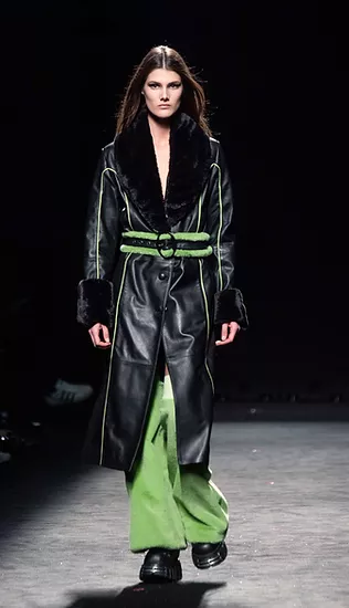 LOOK 19.webp