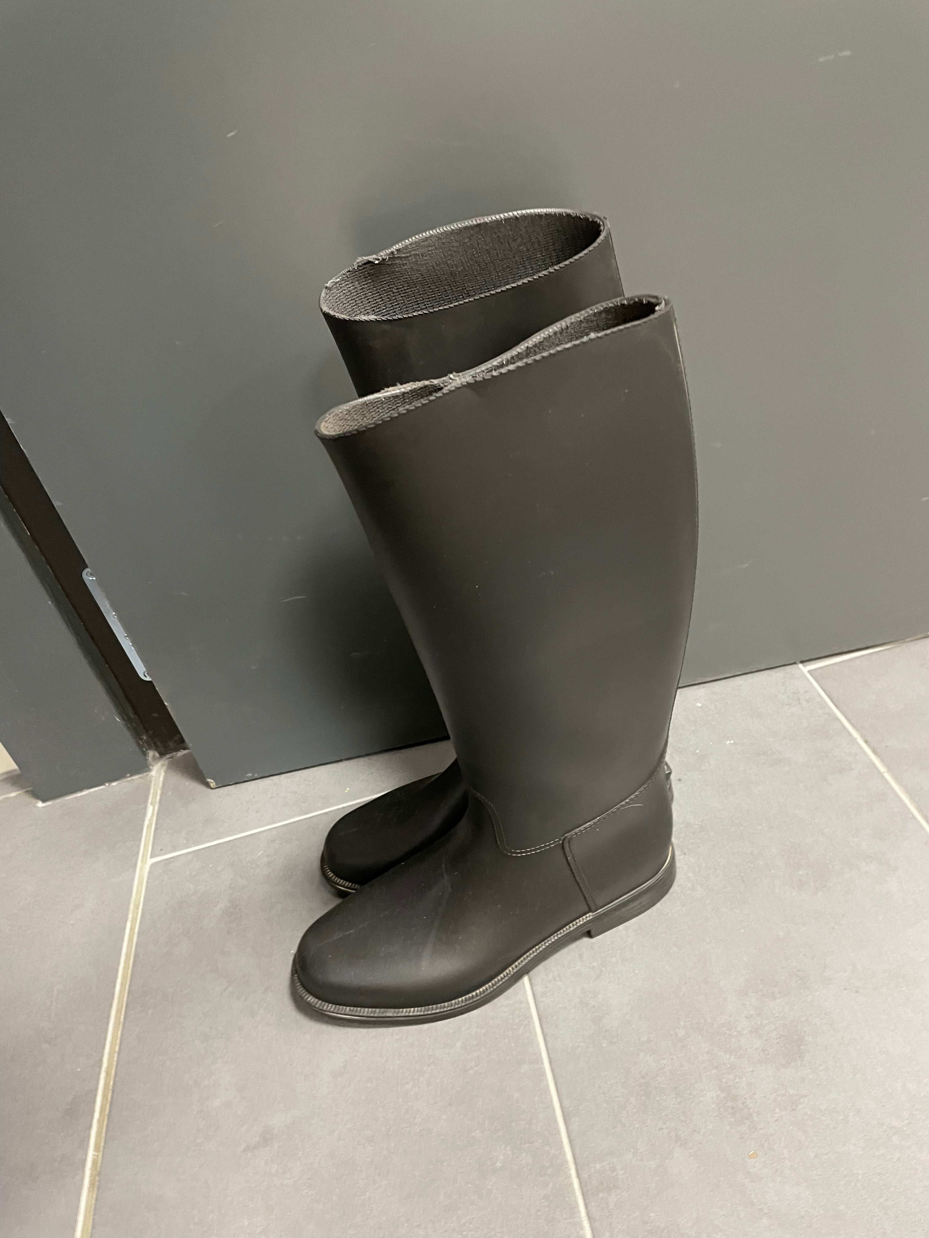 10668 BOTTES FOUG CAOUTCH 41
