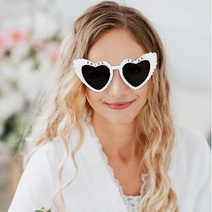 Bride to Be White Heart Sunglasses – Hens Party Accessory
