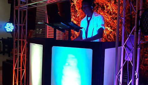 Festa DJ em Salvador.jpg