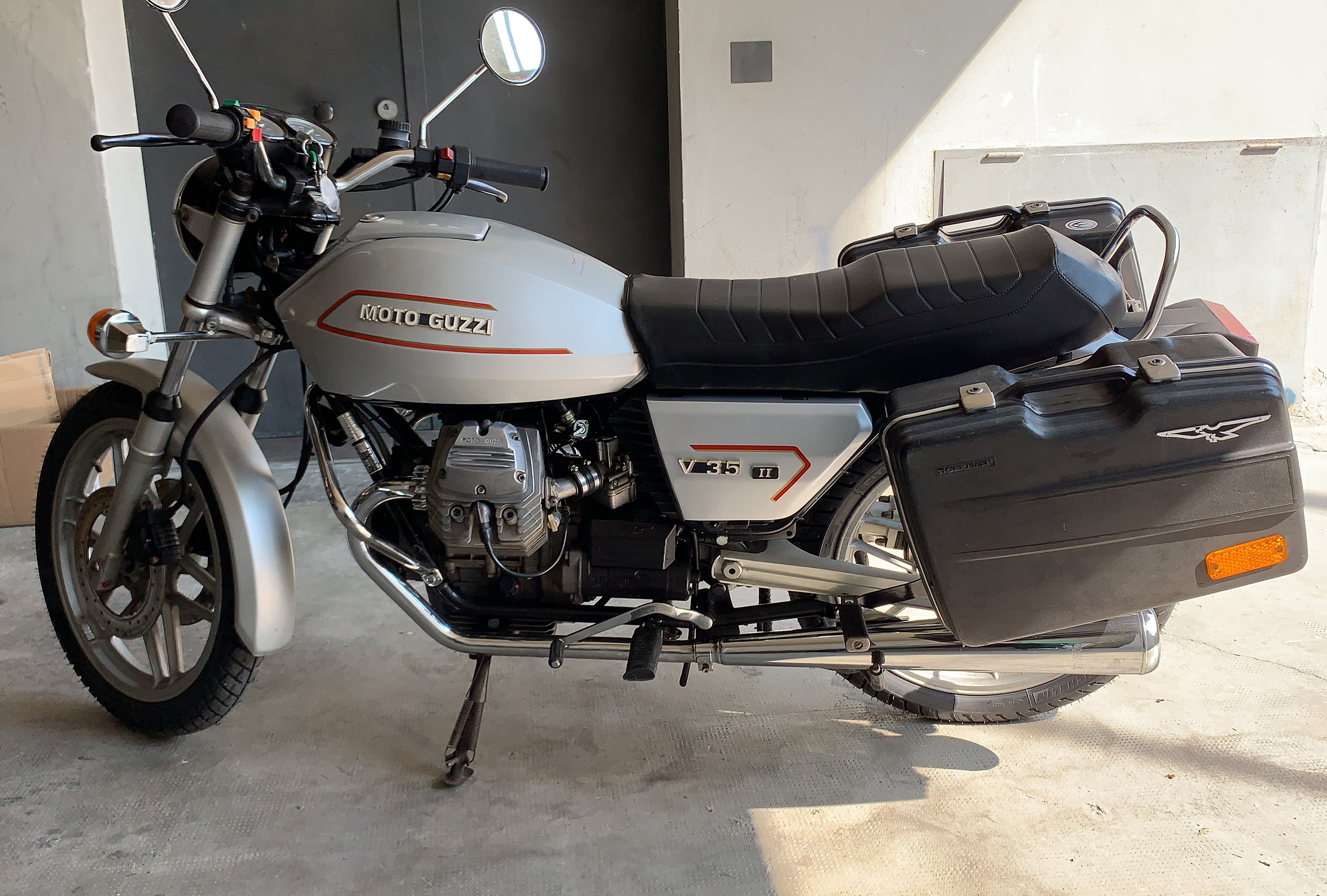 Moto Guzzi V35