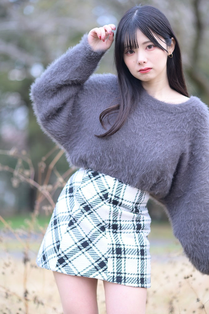 model: 古浜あおい