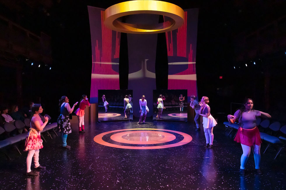 dn ghandi dance