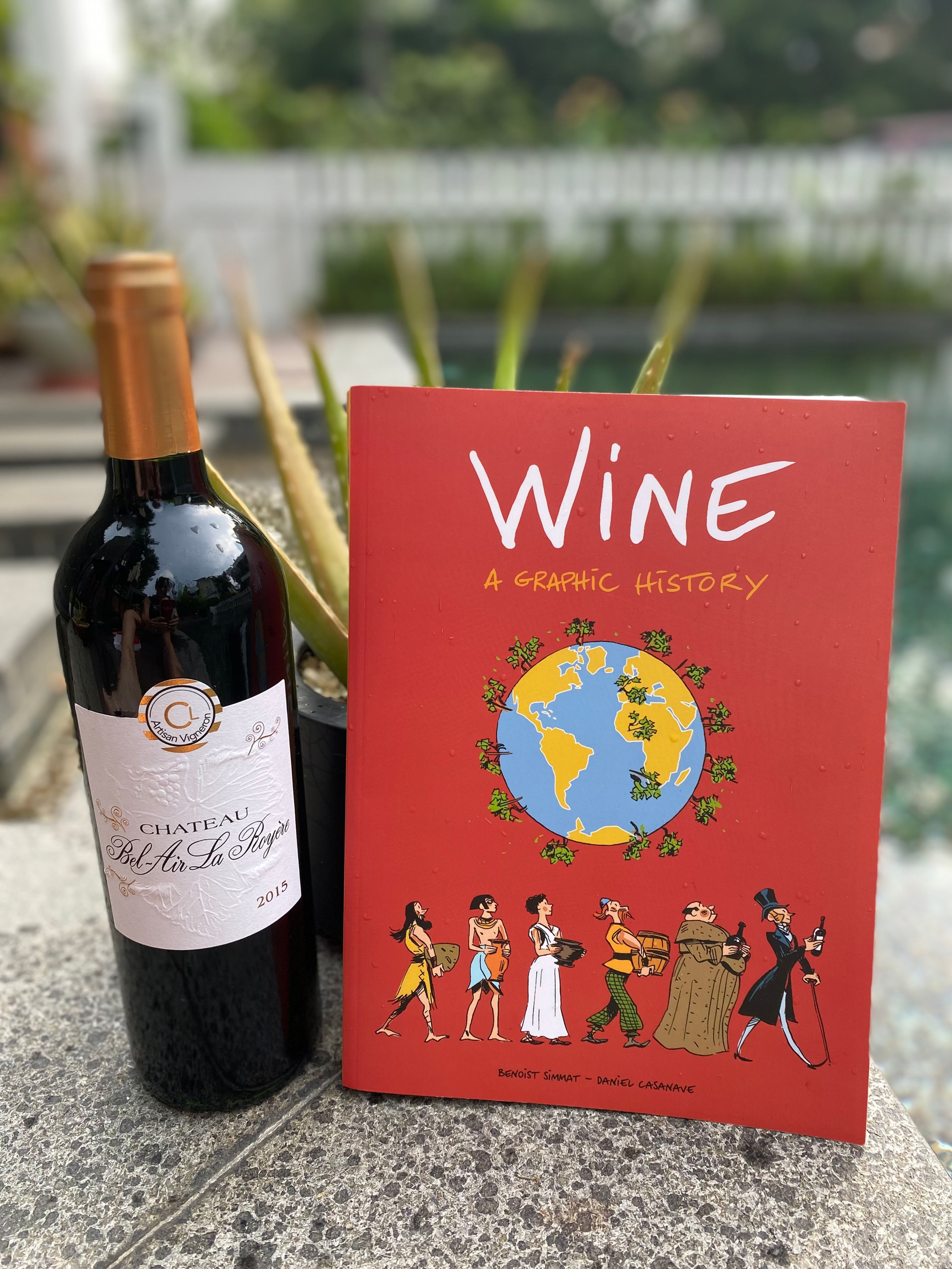 Gift bundle - Chateau Bel La Royere 2015 + A Wine, a graphic history (English)