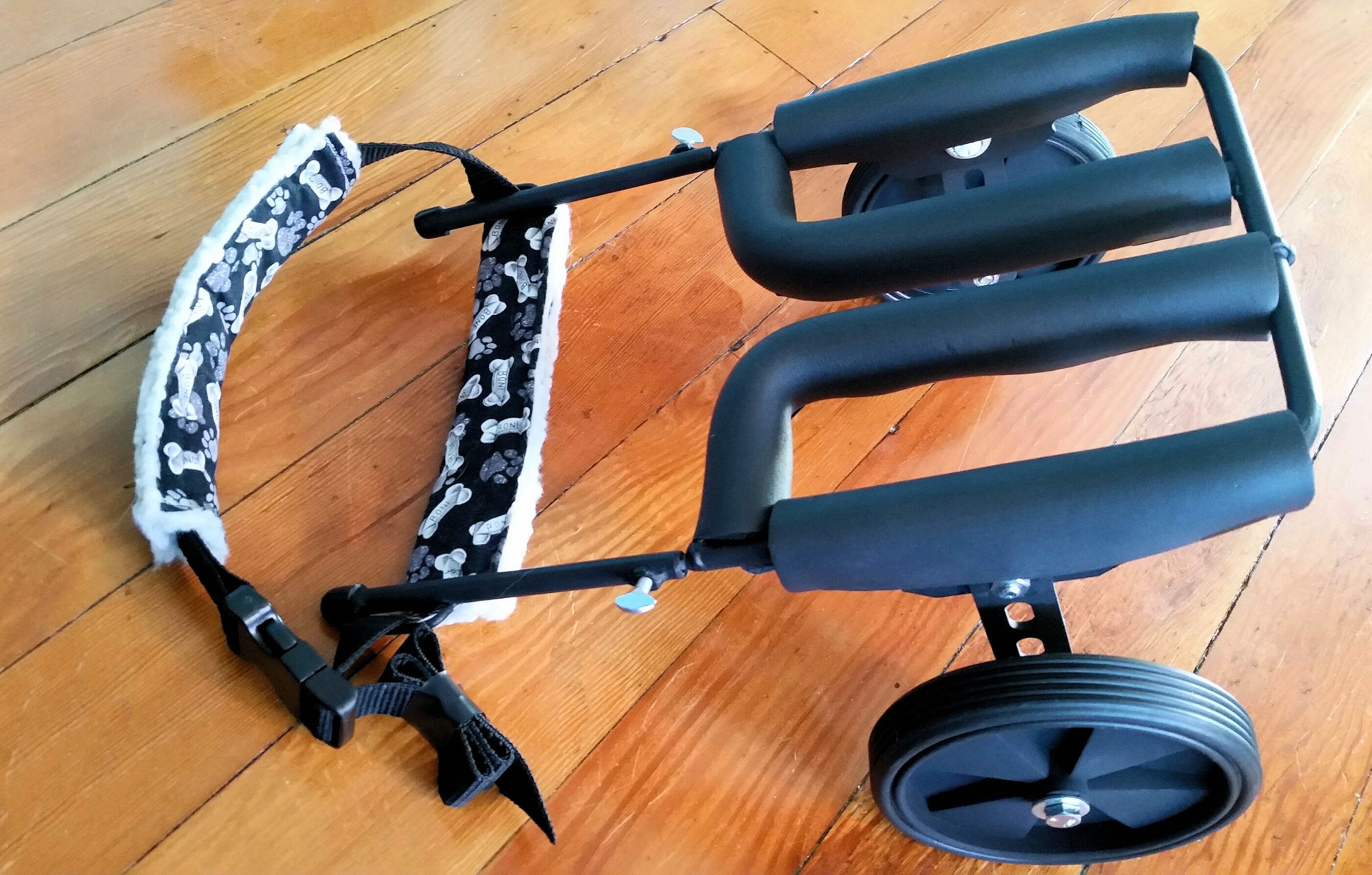Small Wheelchair 3