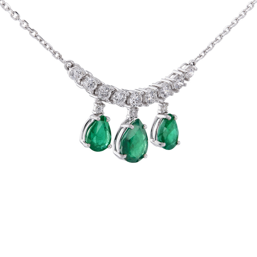 4.78 Ct Emerald Diamond Design Pendant