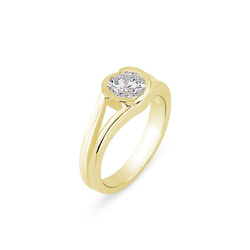 0.30 Ct Round Cut Solitaire Diamond Engagement Ring