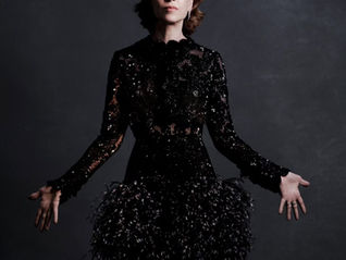 Fernanda Torres: A estrela que une cinematografia e alta costura