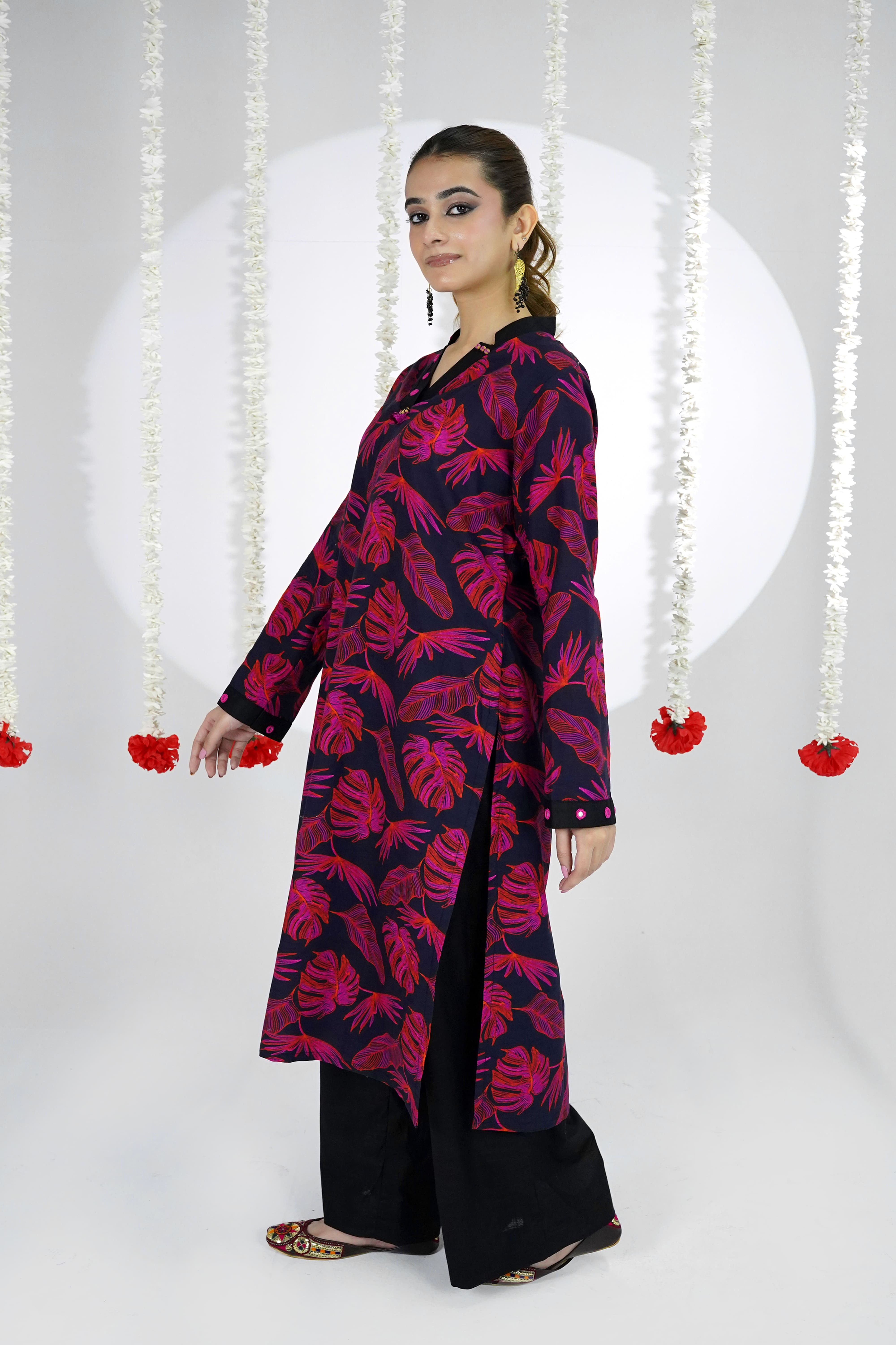 2 Piece Vibrant Roses Outfit