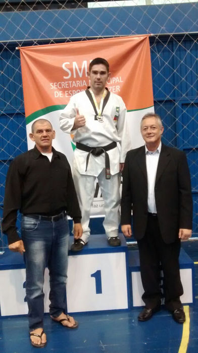 Campobonense campeão no taekwondo