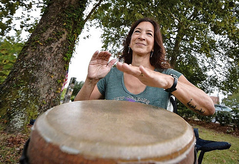 009.004.Drum.Circle.004.jpg