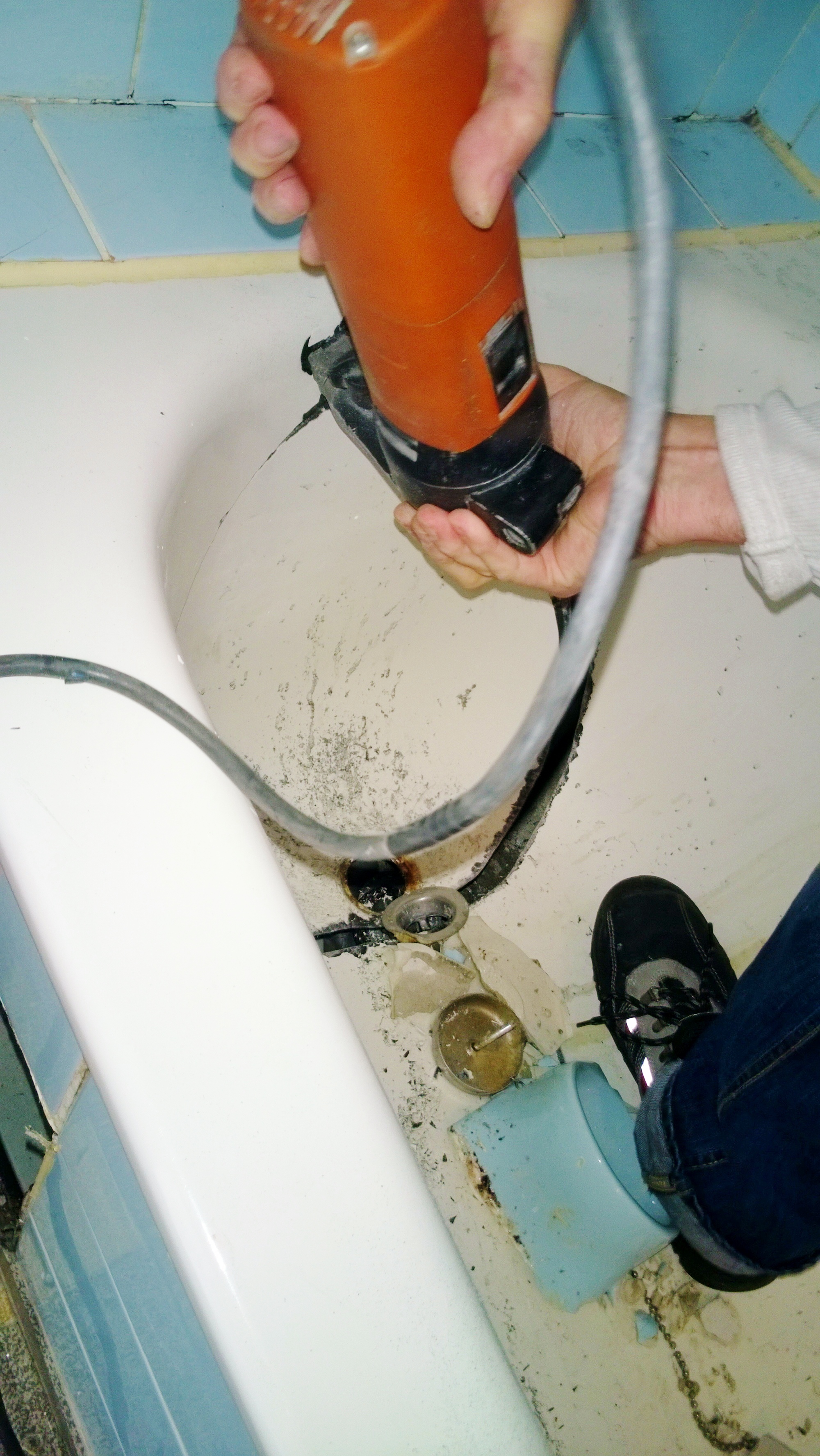 Wanne in Wanne für München Wir reparieren Badewannen