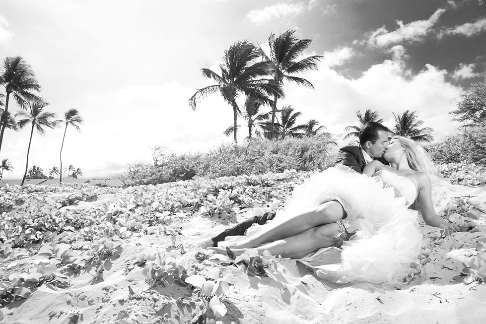 Megan&AdriTrashDress (218 of 378).jpg