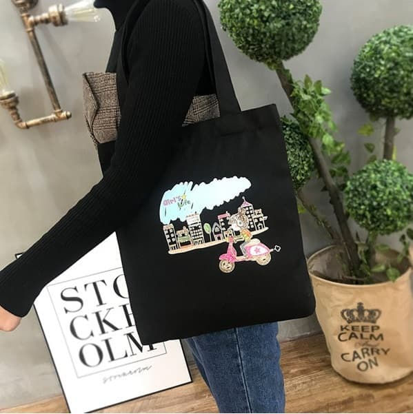 TC02 Canvas Tote Cartoon / Tas Selempang