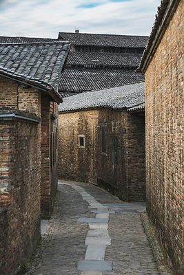 alley way in jingdezhen.jpg