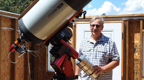Roger-Menard-et-son-telescope-968x545.jpeg