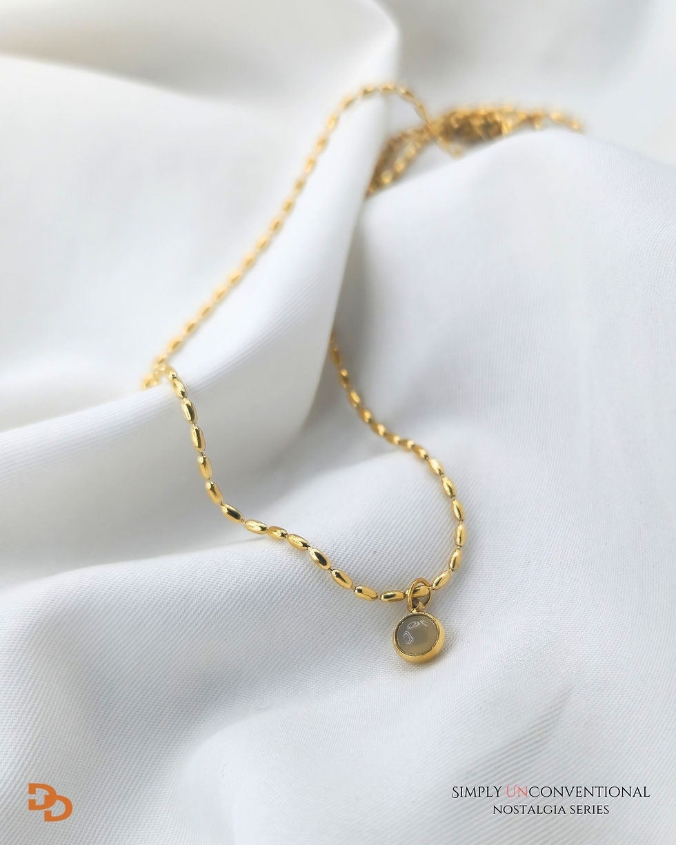 Thumbnail: Agate pendant necklace