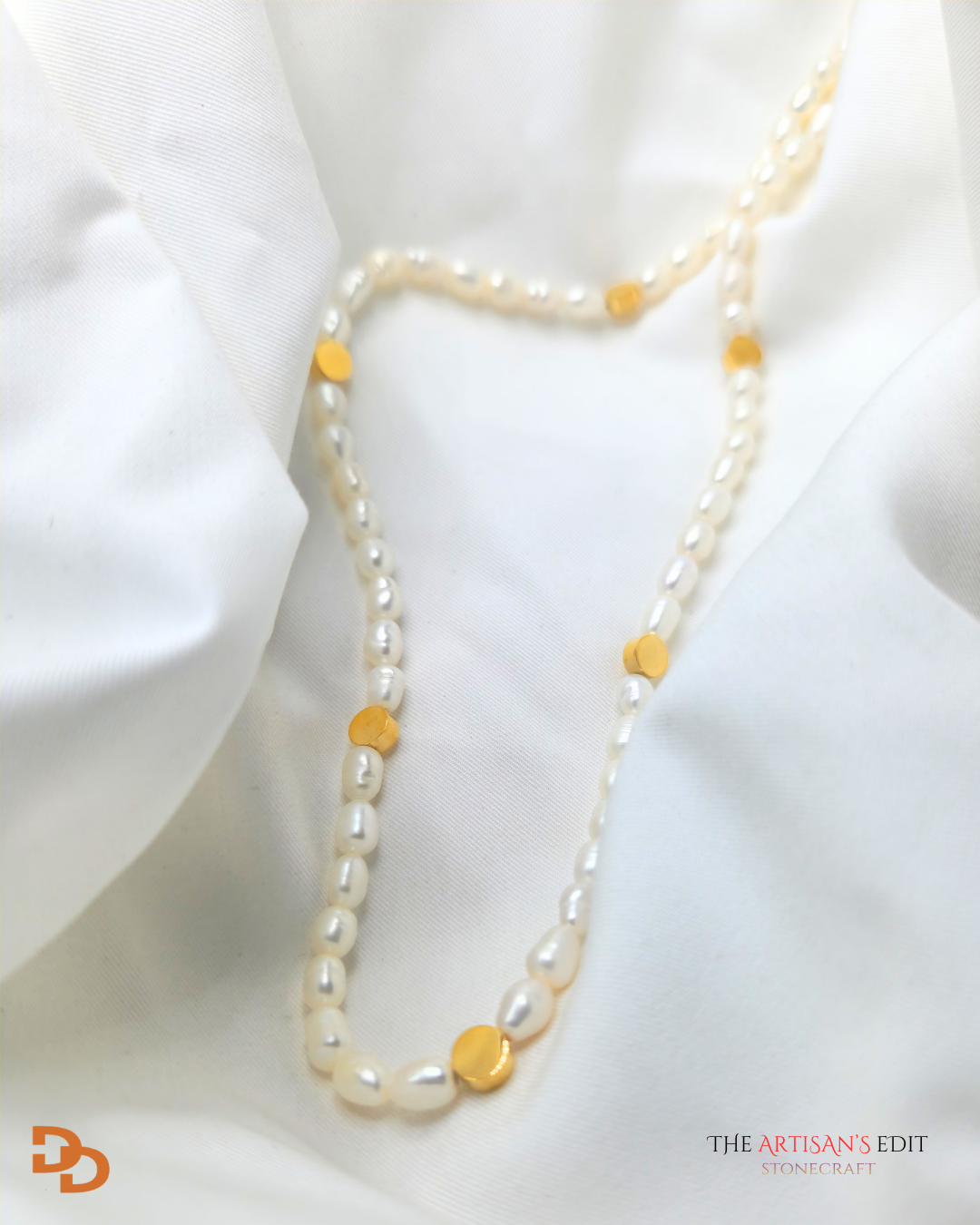 Nazira pearl necklace