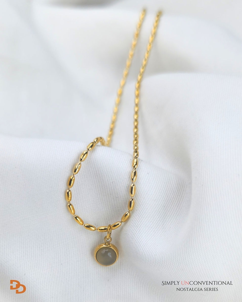 Thumbnail: Agate pendant necklace