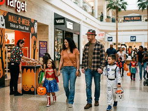 Trick-or-Treating in Los Angeles Malls: 11 Spots for Free Candy (2026)!