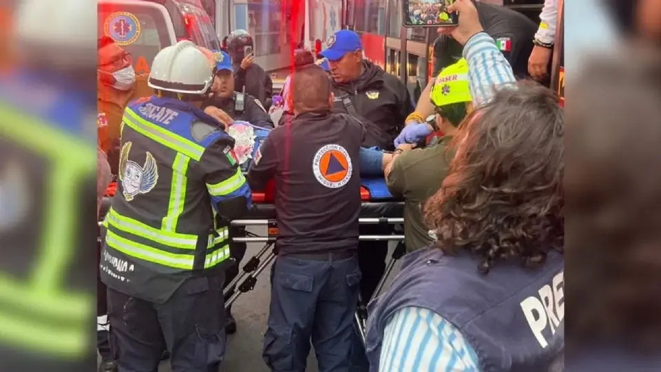 Accidente en Metrobús de la CDMX deja siete usuarios lesionados
