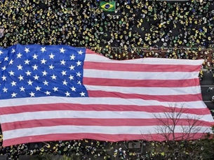 O erro estratégico da bandeira americana