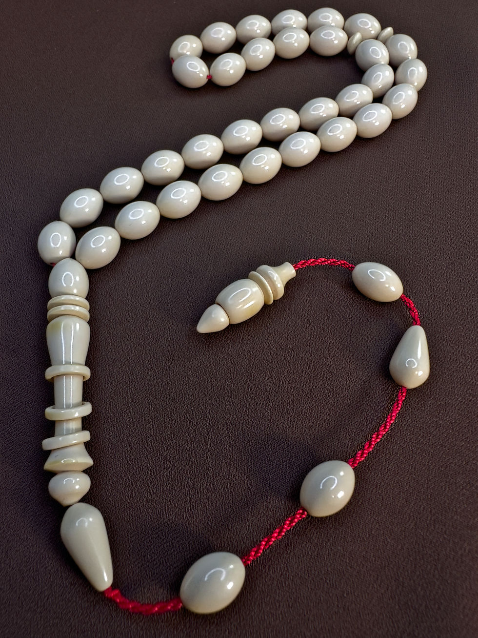 Thumbnail: Mastercrafted Pure White Cream Catalin Prayer Beads with Red System Tassel
