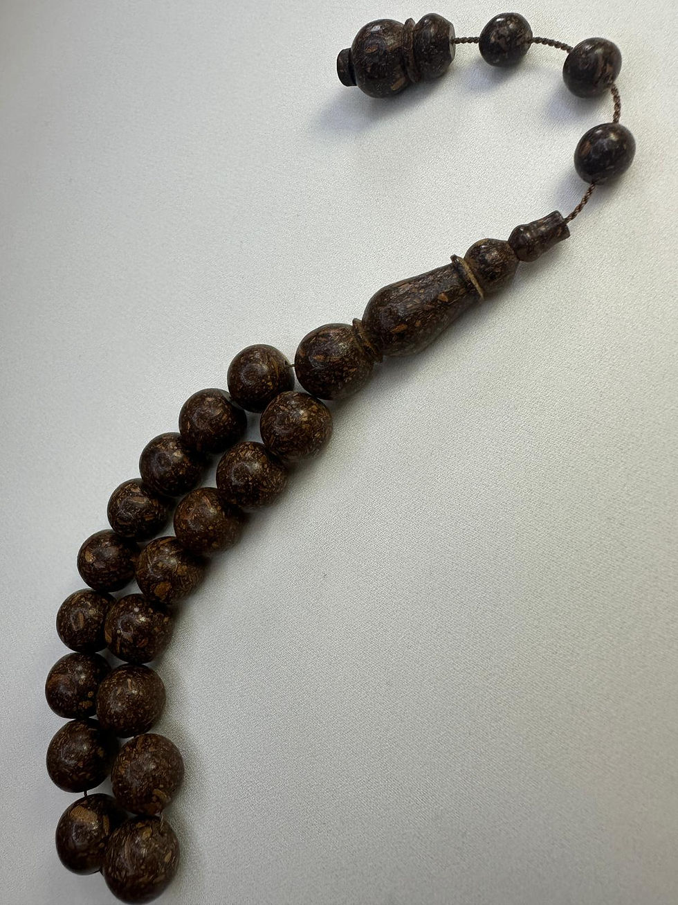 Miniaturbild: Mastercrafted Aromatic Cinnamon Wood Tasbih – Mascot Model