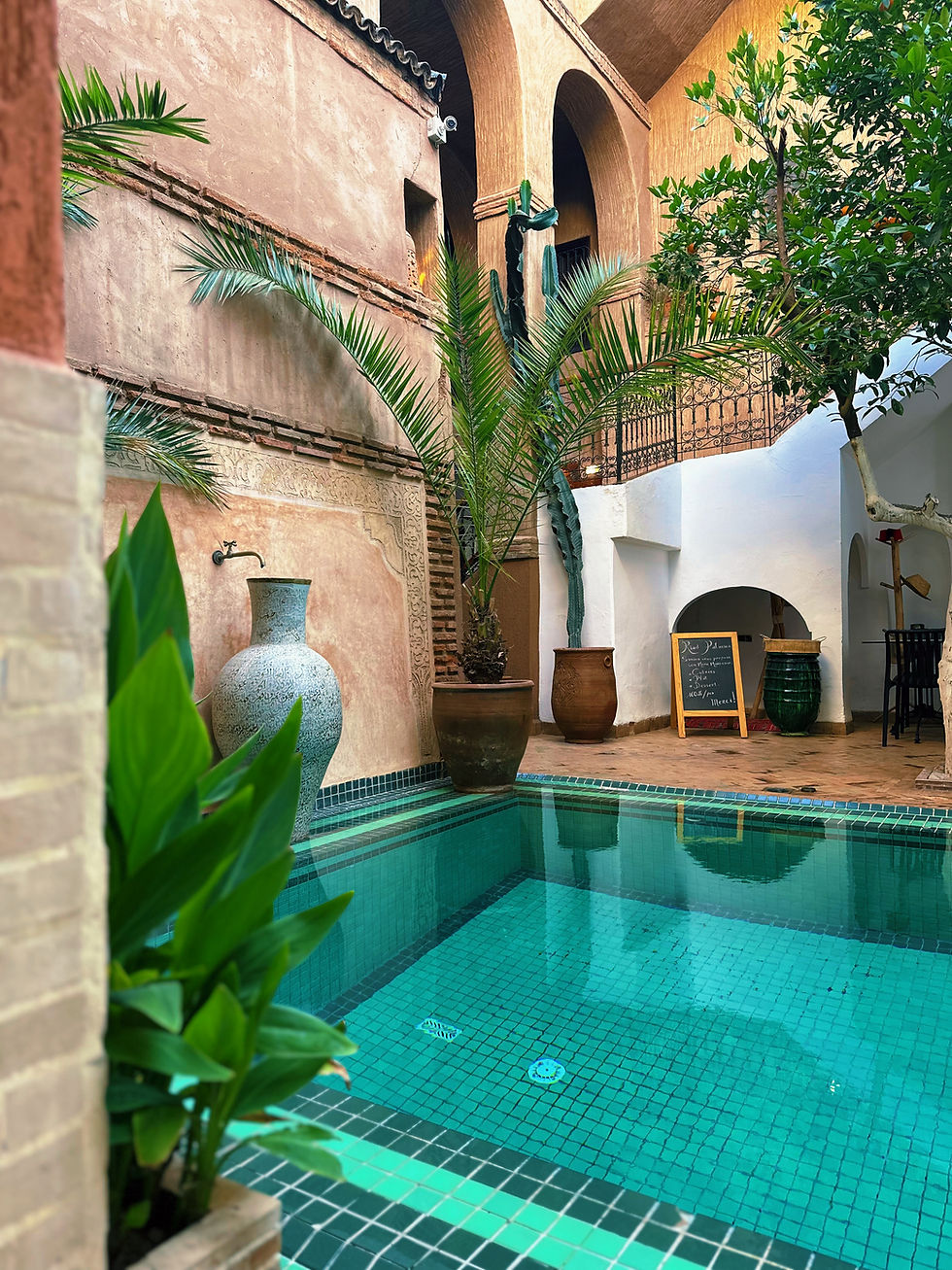 Riad Pool