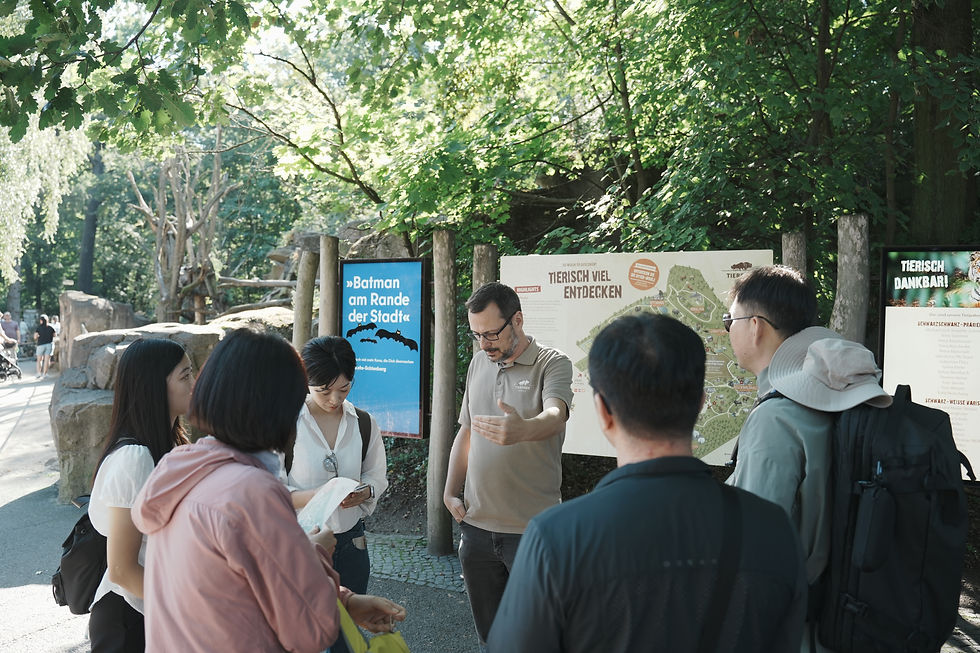 운영 방식, 교육, 설계 등에 대한 회의 중
