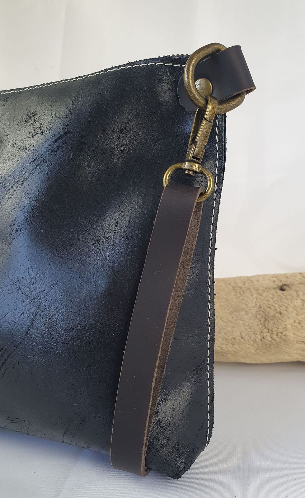 Miniature : Sac à main Bandoulière Besace/Pochette - Cuir embossé - Noir