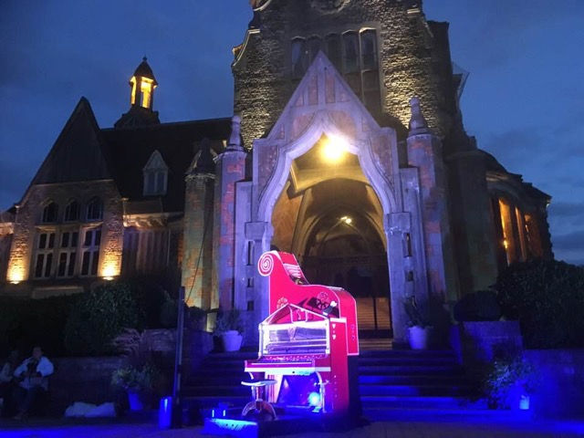 Frédéric LA VERDE et Le Piano Rouge - Eglise Le Touquet - Les Pianos Folies