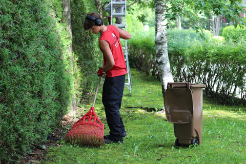 Taille de haies de cèdres à Québec, Lévis, Portneuf, Beauport et Capitale-Nationale – Coupe droite, régulière et respectueuse de la santé de vos haies, assurée par les pros du GROUPE METIKO.

📞 1 (888) 514-1297 📧admin@groupemetiko.com