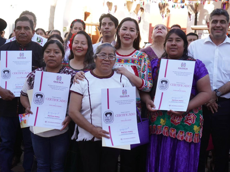 En el marco del Día de la Artesana y el Artesano, la diputada Haydeé Reyes destacó la importancia de no solo reconocer las raíces culturales de Oaxaca, sino de trazar estrategias que permitan posicionar lo “Hecho en Oaxaca” en más mercados y generar mayor bienestar para las familias que viven de esta actividad.