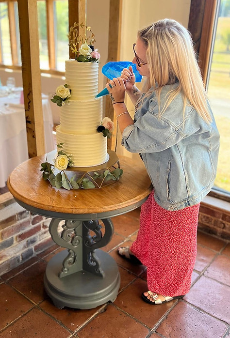 wedding cake made in stevenage