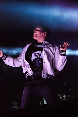 Hoodie Allen