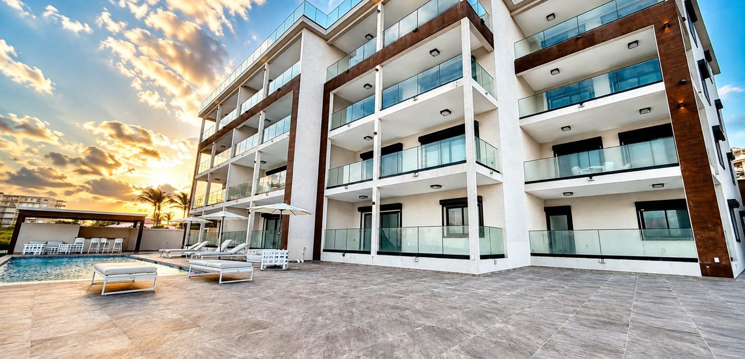 New waterfront luxury condo for sale Sint maarten