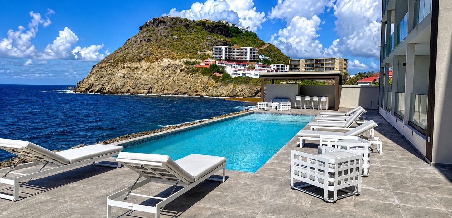 New waterfront property for sale St maarten infinity pool