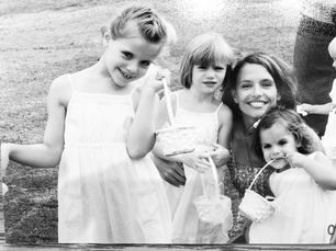 A day in the life of a stay at home mom + what Elsa did this past weekend