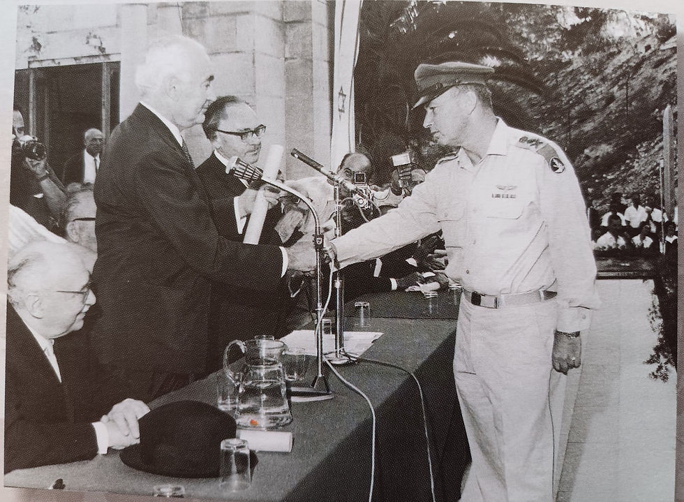 The Chief of the General Staff receives an honorary doctorate