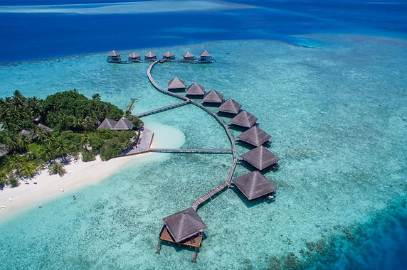 Rannalhi aerial water bungalow.jpg