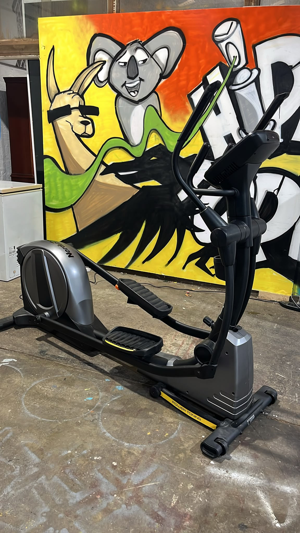 NordicTrack E10.0 Power Incline Elliptical Trainer