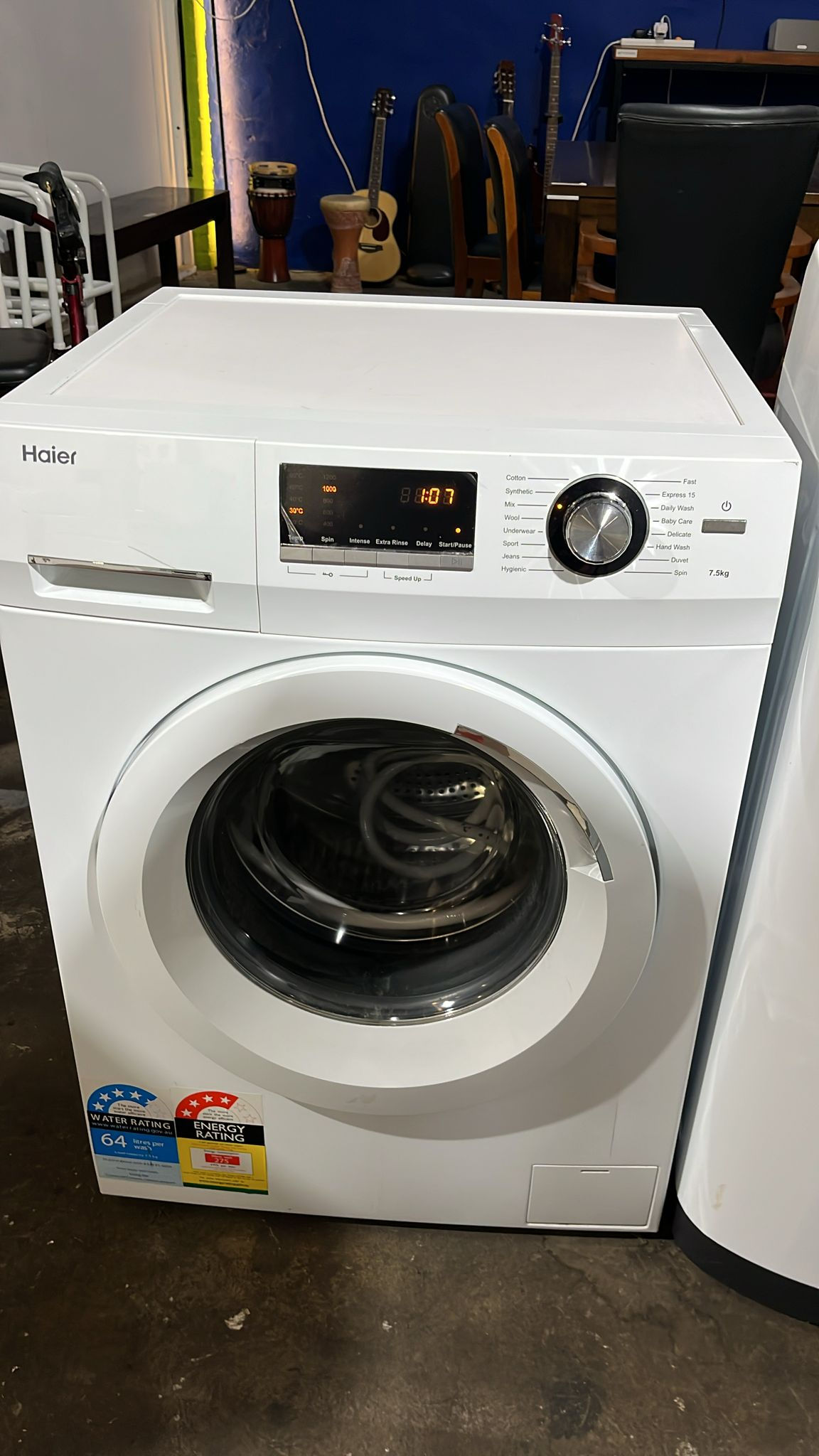 Haier 7.5kg Front Load Washing Machine