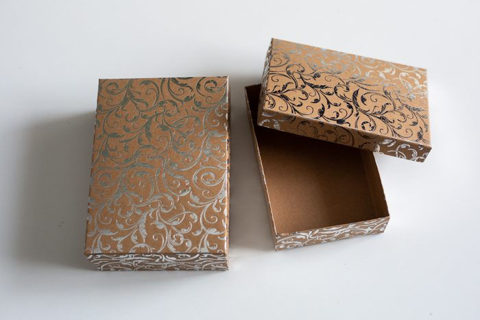 Thumbnail: DECORATIVE KEEPSAKE GIFT BOX