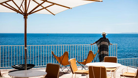 Amazing sea views at Les Roches Rouges