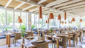 To the amazing À Terra restaurant
