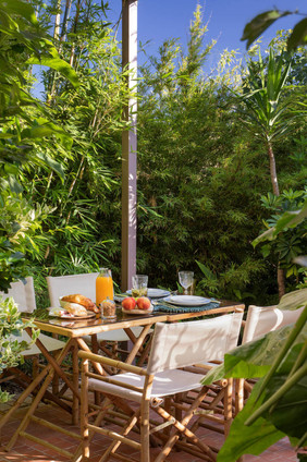 You can have your breakfast outside