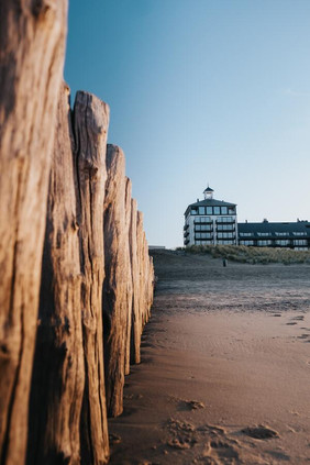 The Standhotel is really right in the beach