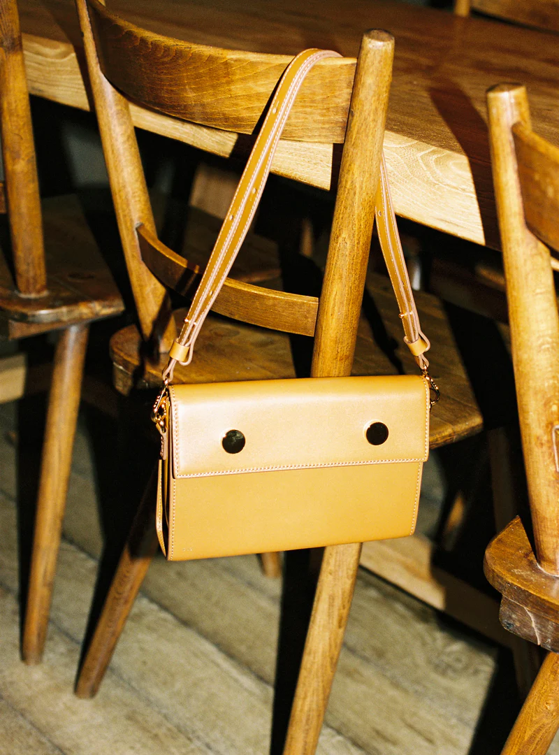 B004607-R1-18-20A_e79fe763-9e01-442d-9ec1-8edea25d6591_800x1080_crop_center.webp